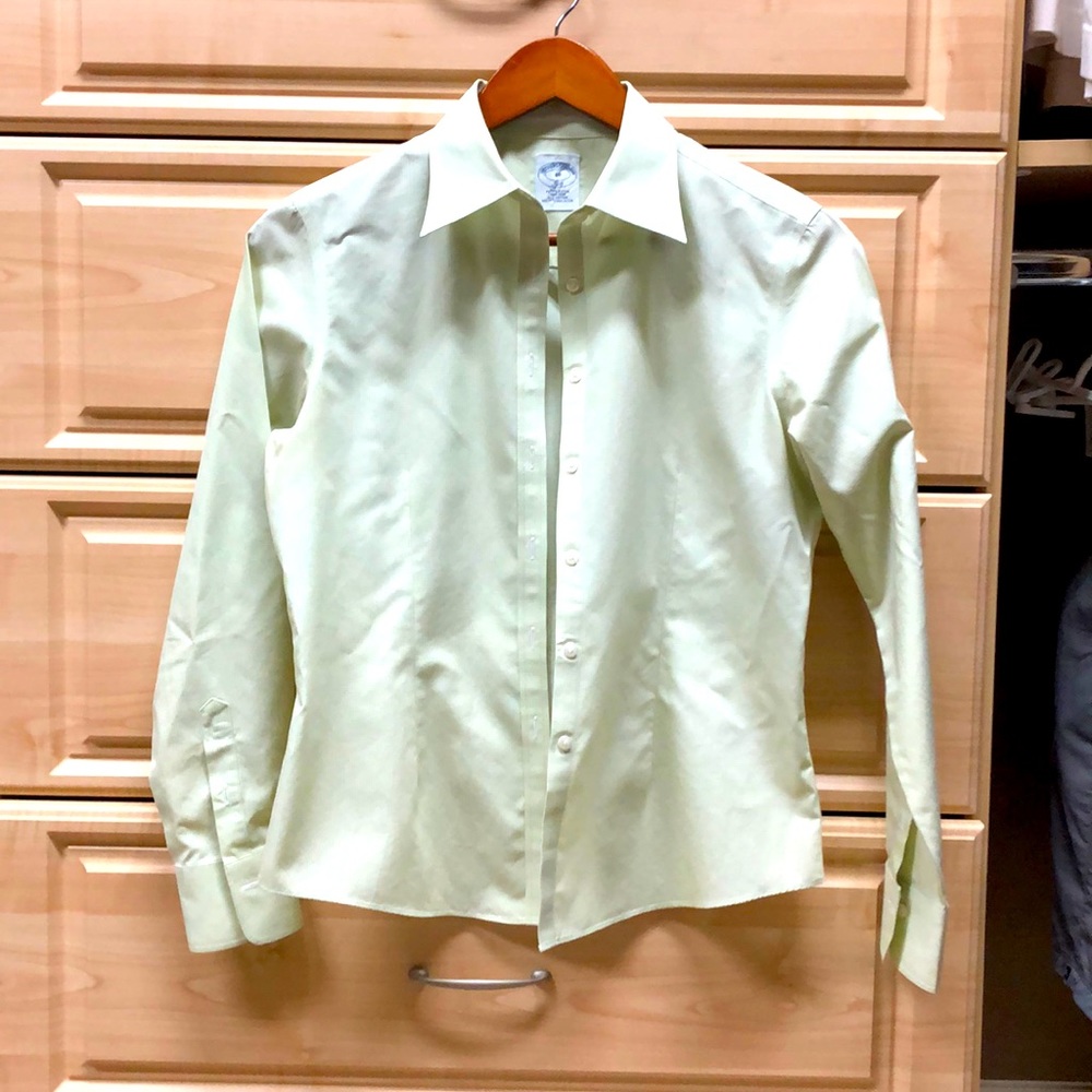 Brooks Brothers petite fitting button-up